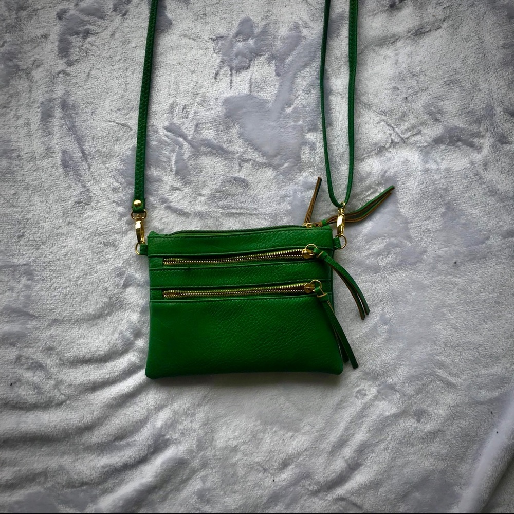 Green cross body bag